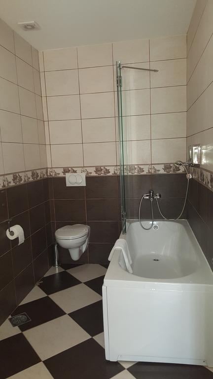 Garni Hotel Contact Belgrád Kültér fotó