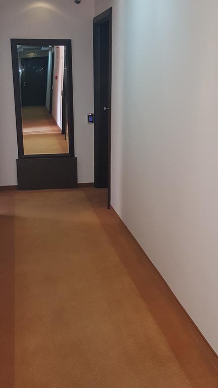 Garni Hotel Contact Belgrád Kültér fotó