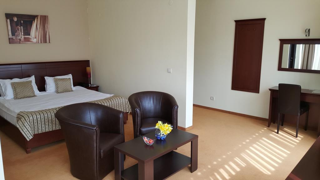 Garni Hotel Contact Belgrád Kültér fotó