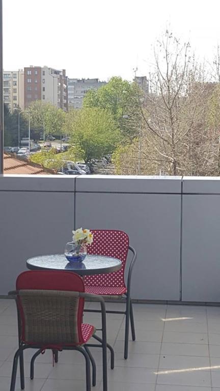 Garni Hotel Contact Belgrád Kültér fotó